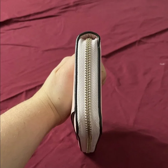 NWTs Kate Spade Soft Pink Large Zip Wallet - Picture 14 of 16